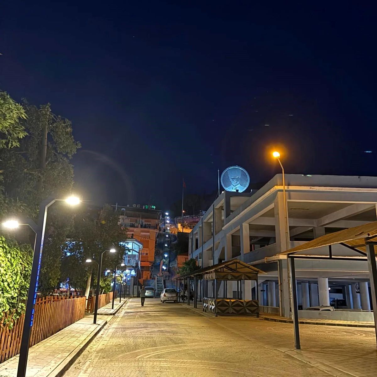Yenipazar’da Atatürk silüeti yenilendi