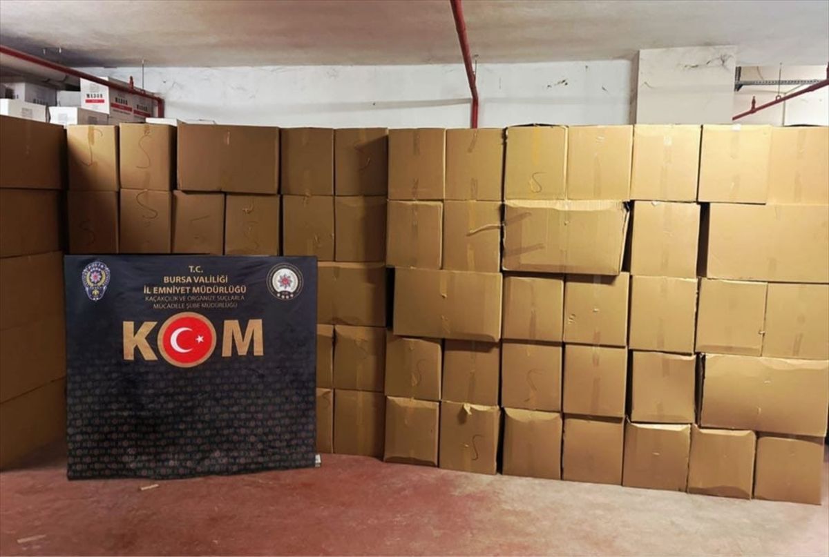 Bursa’da Kaçak Makaron Operasyonu