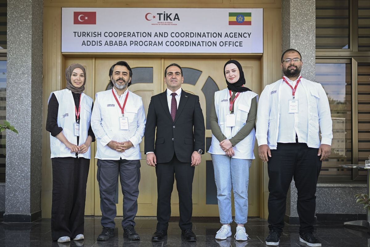 Yeryüzü Doktorları TİKA’yı Ziyaret Etti