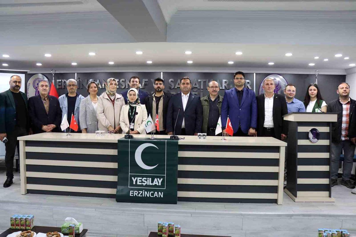 Yeşilay Erzincan’da Bilal Selçuk Yeniden Başkan