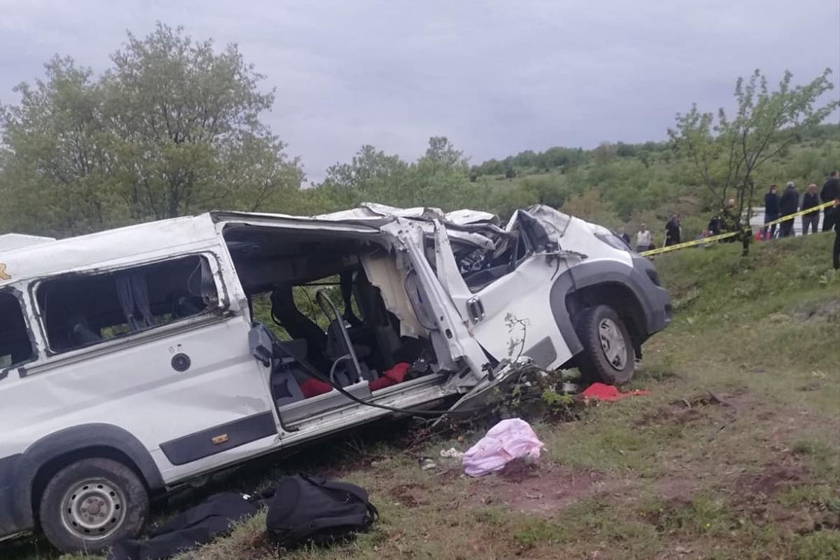 Yozgat’ta okul servisi faciası, 2 öğrenci ve şoför hayatını kaybetti