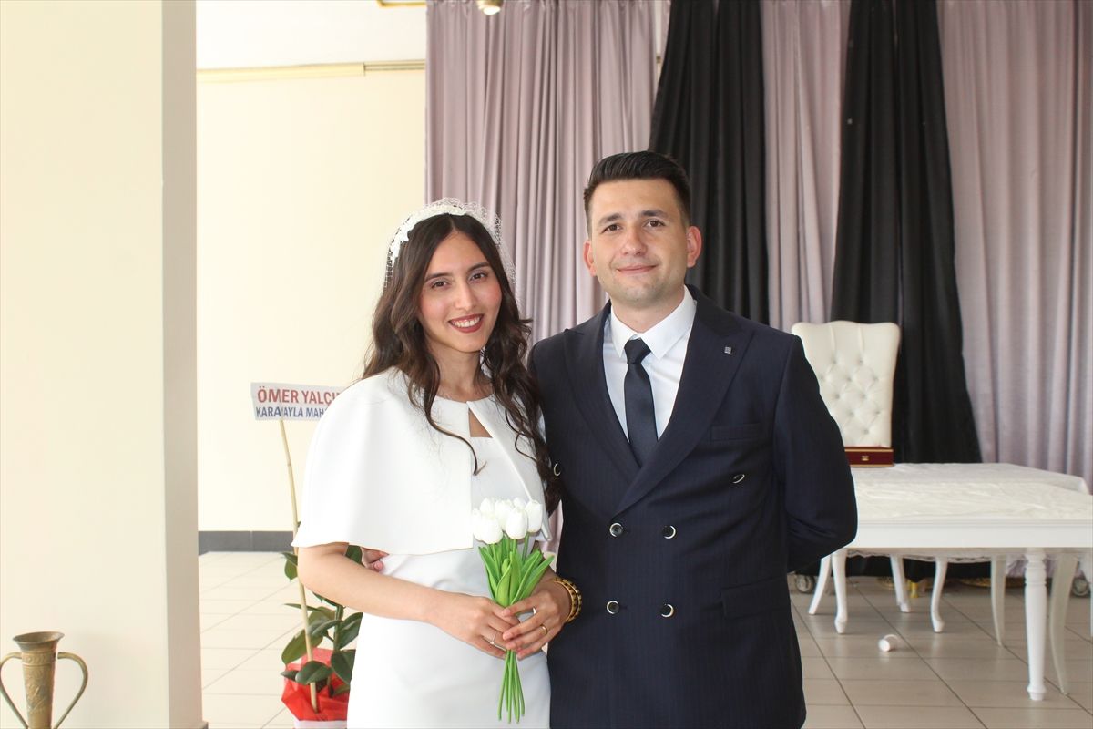 Yunak Kaymakamı Nikah Şahidiydi