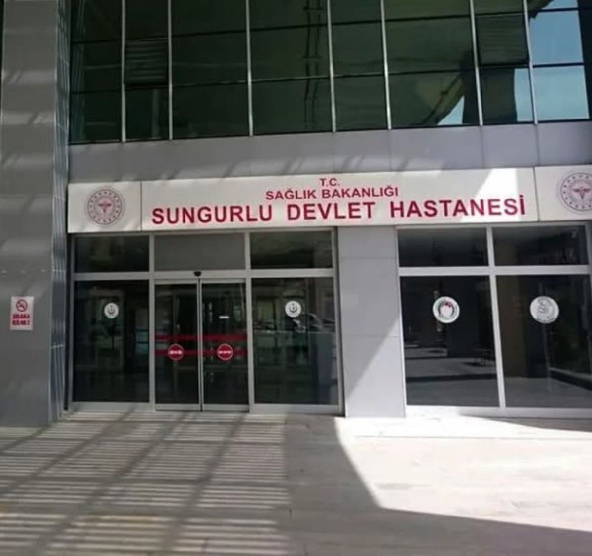 Sungurlu’da 77 Öğrenci Gıda Zehirlenmesi Şüphesiyle Hastanede