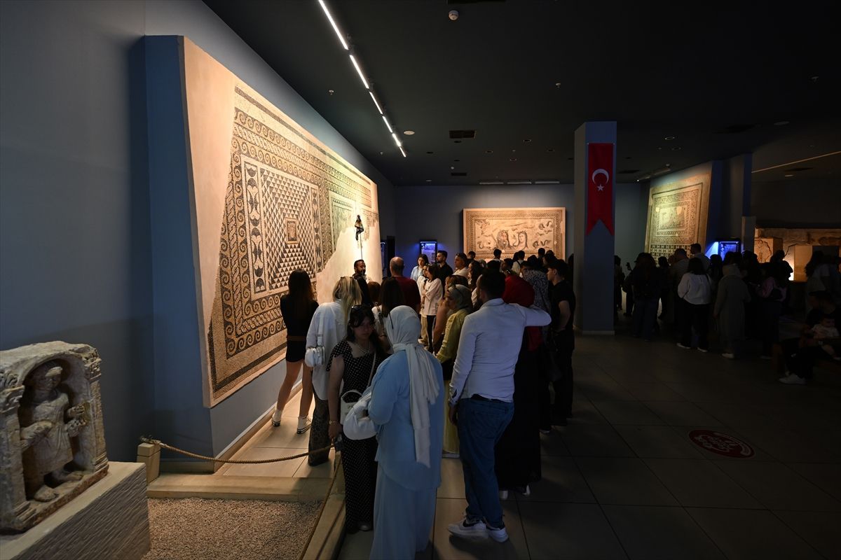 Zeugma Mozaik Müzesi’nde Bayram Yoğunluğu