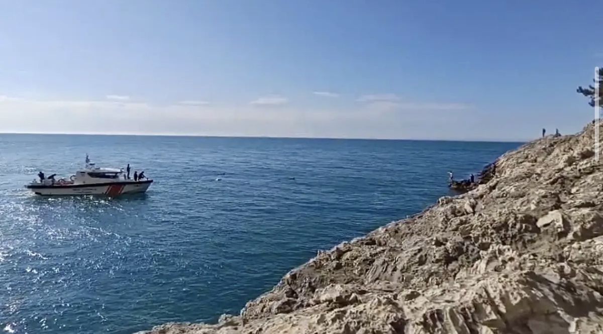Zıpkınla Balık Avında Kayboldu, Baygın Bulundu