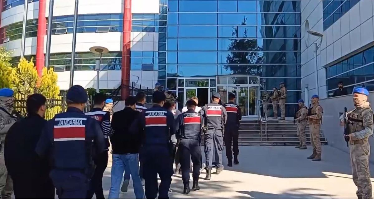 34 ilde nitelikli dolandırıcılık ve yasa dışı bahis operasyonu: 293 şüpheli yakalandı