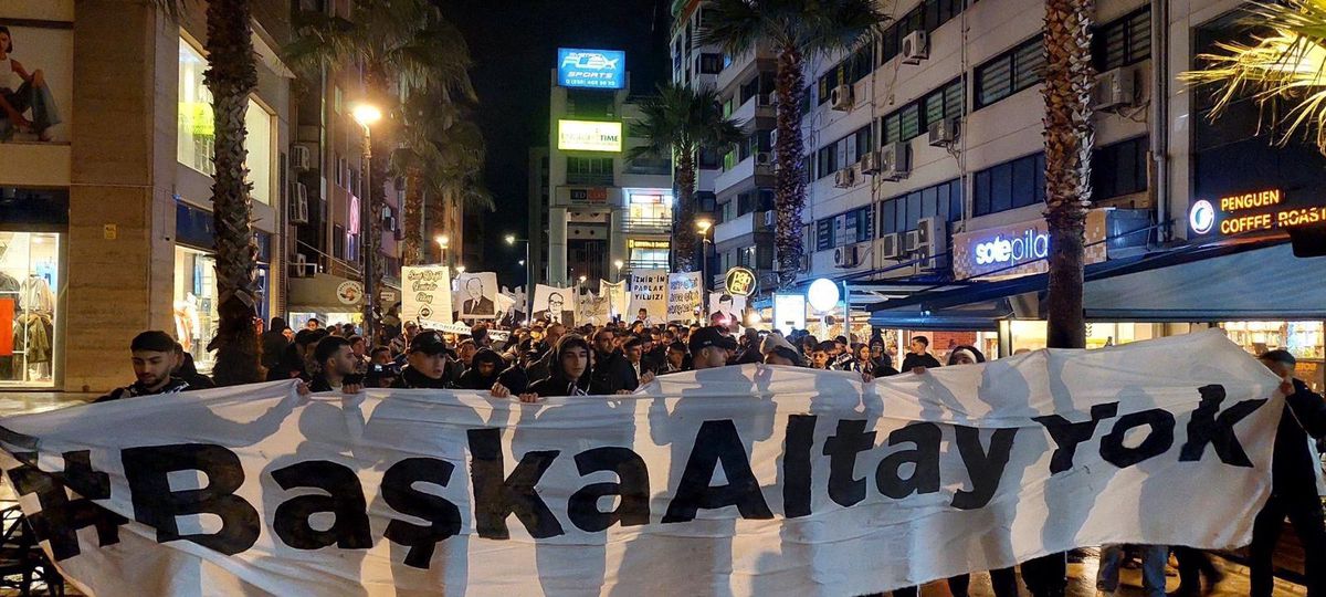 Altay Taraftarları Ahmet Nur Çebi’yi Bekliyor