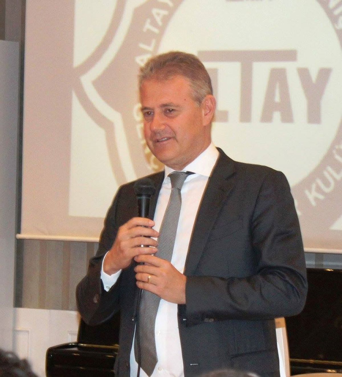 Altay’da Kritik Görüşme