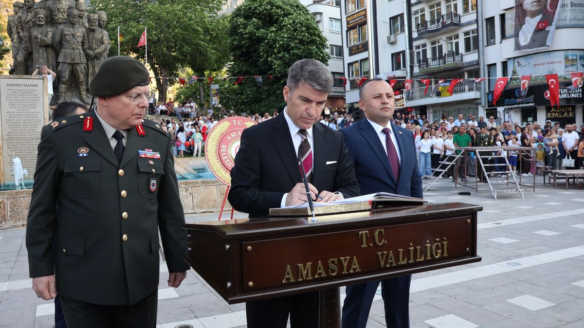 Amasya’da Atatürk’ün 107. Yılı Kutlandı