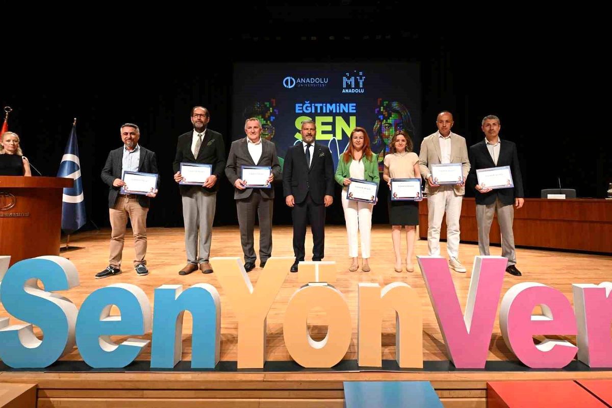 Anadolu Üniversitesi’nde Mikro Yeterlilikler Tanıtıldı