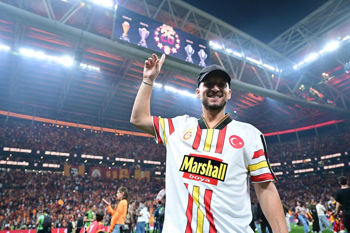 Antrenörlüğe ”Hayır” diyen Mertens, Galatasaray’dan bakın ne istedi