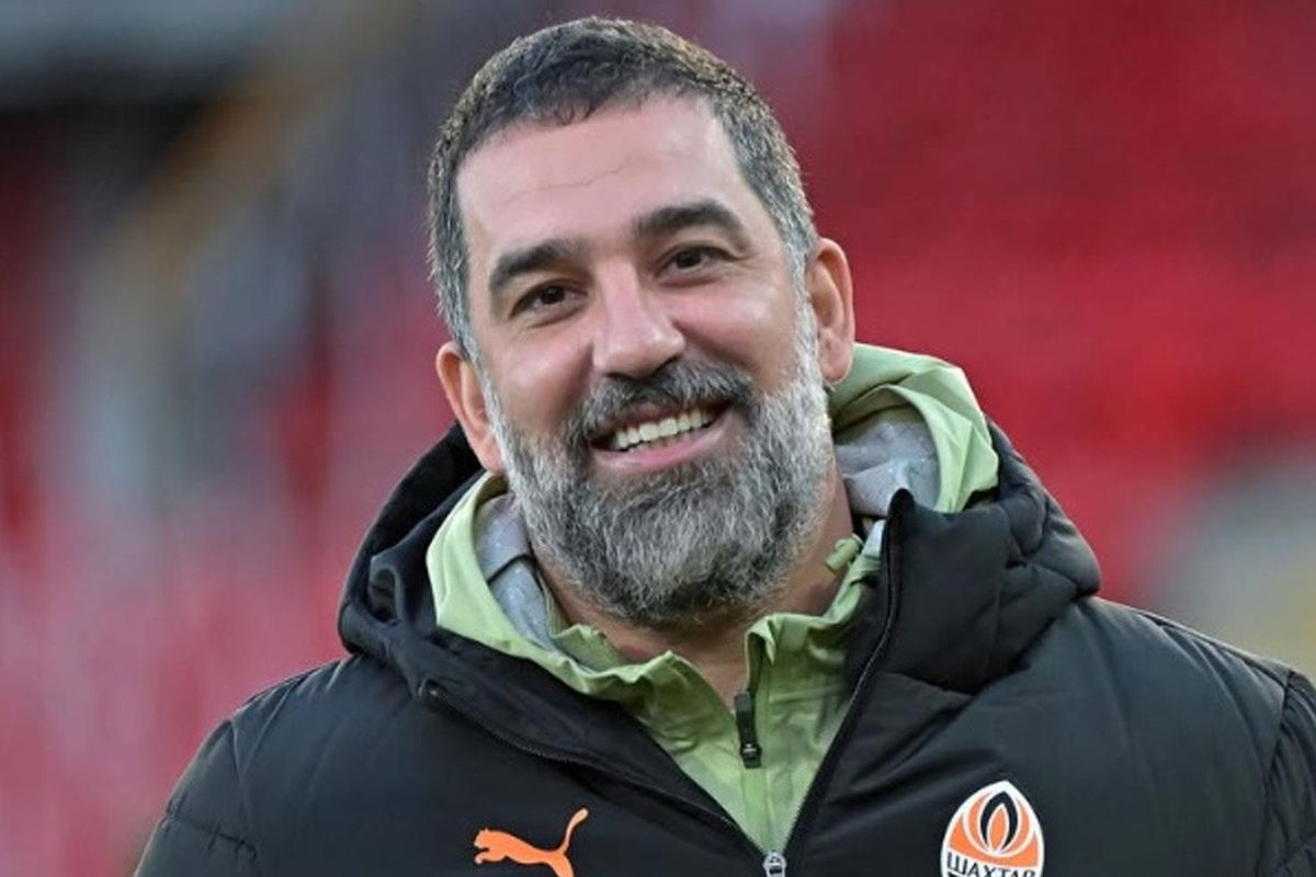 Arda Turan, Ukrayna Premier Lig’de yılın teknik direktörü seçildi