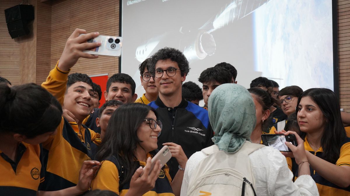 Astronot Atasever Şırnak’ta Gençlerle Buluştu