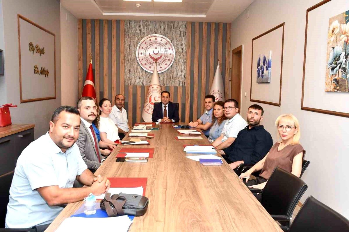 Engelli ve Yaşlı Bakımında Değerlendirme Toplantısı