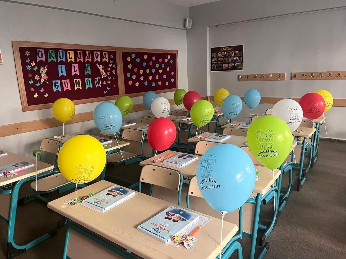 Aydın’da Eğitim Süresi Artıyor, Kadınlar Geri Kalıyor