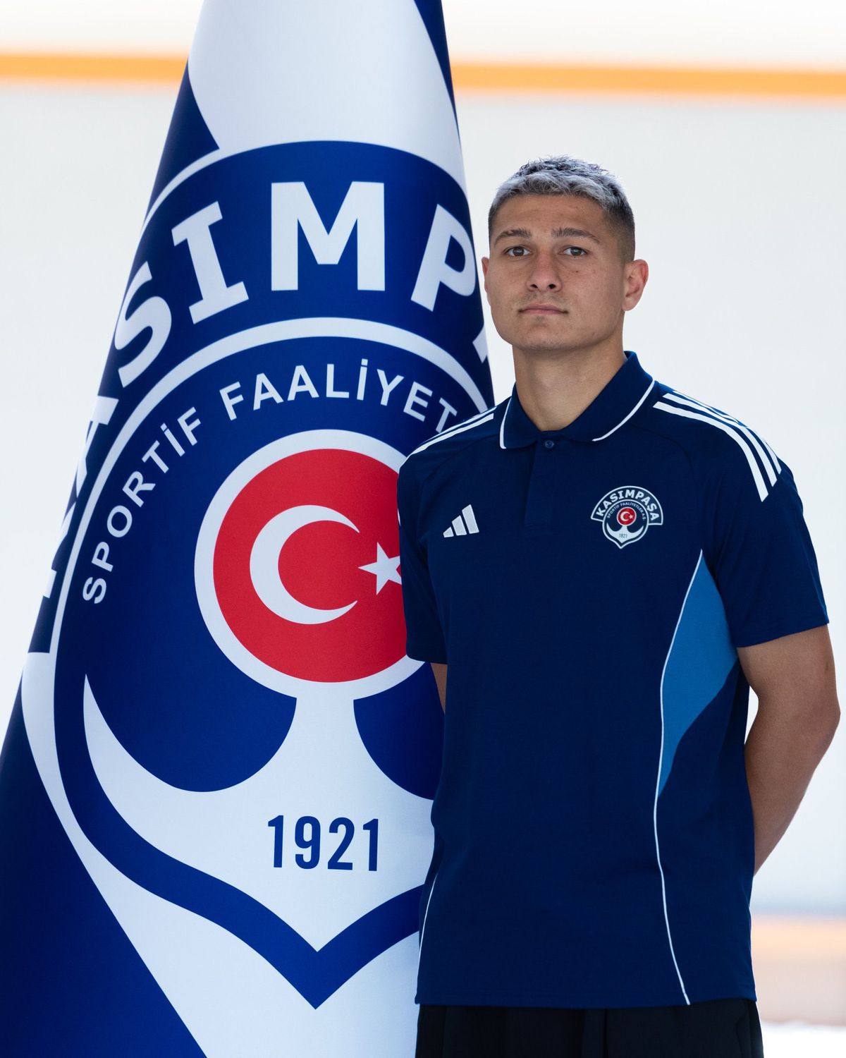 Ayvalıkgücü’nden Emirhan Boz’a Veda