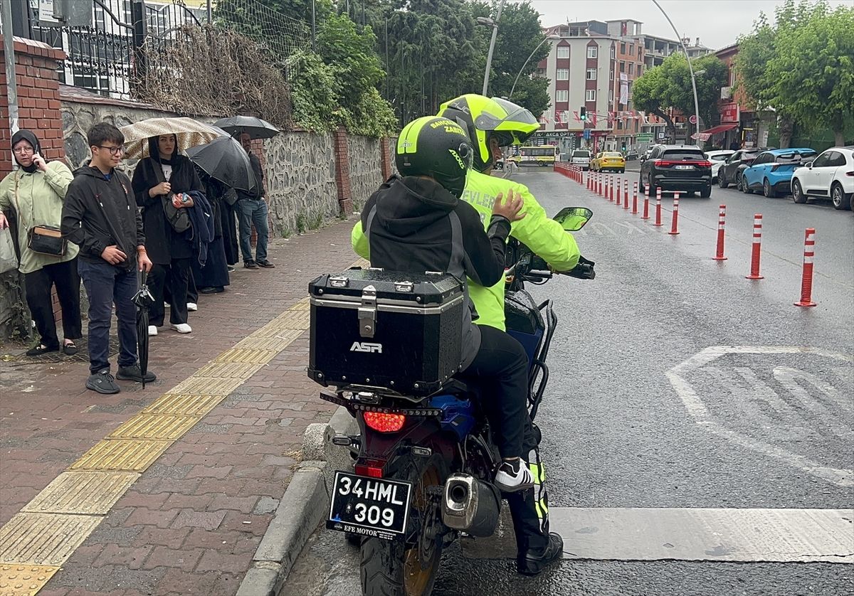 Bahçelievler Belediyesi’nden Öğrencilere Destek