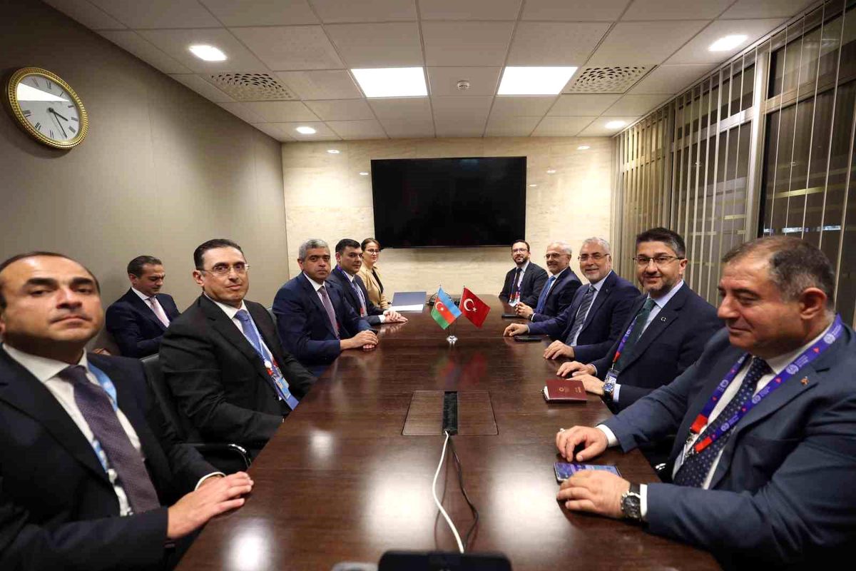 Bakan Işıkhan Cenevre’de İkili Görüşmelerde Bulundu
