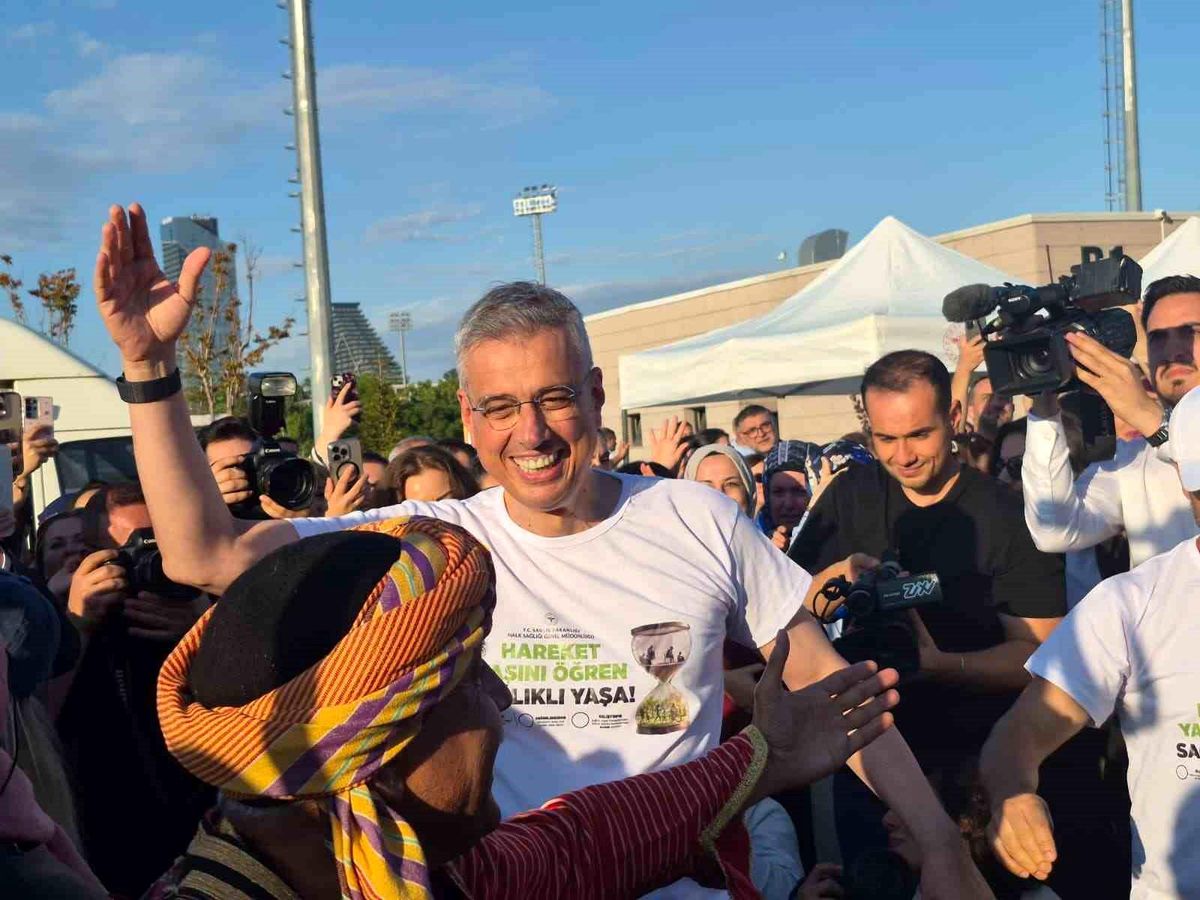 Sağlık Bakanı’ndan ‘Hareket Yaşını Öğren’ Kampanyası