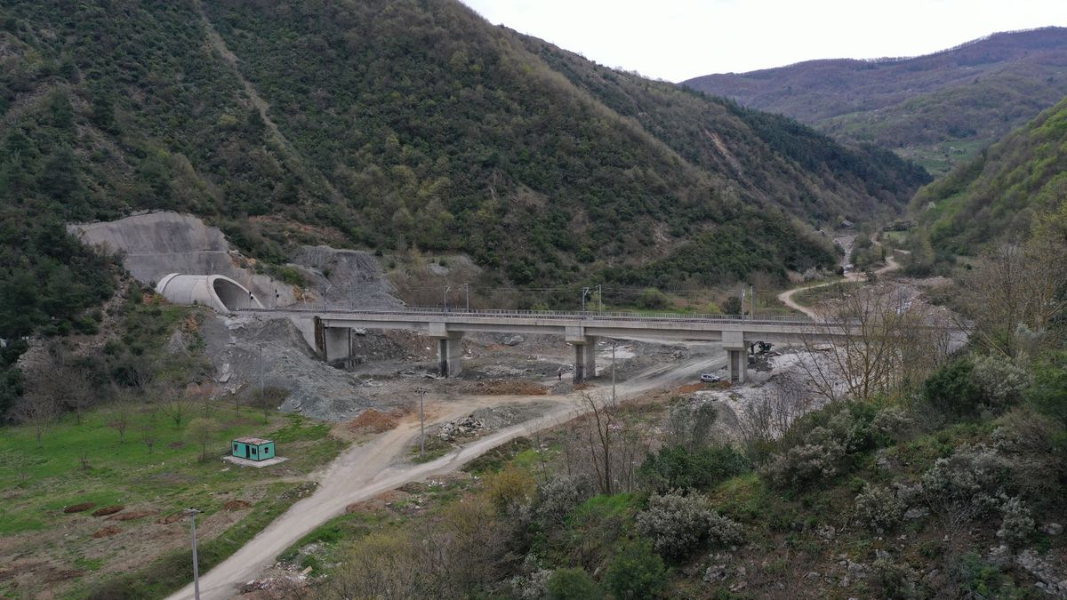 Bakan Uraloğlu: Ankara-İstanbul arası seyahat süresi 3,5 saate düşecek