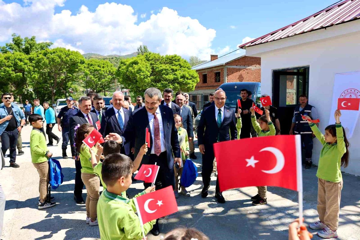 Giresun’da Yeni Okul ve Camii Açılışı