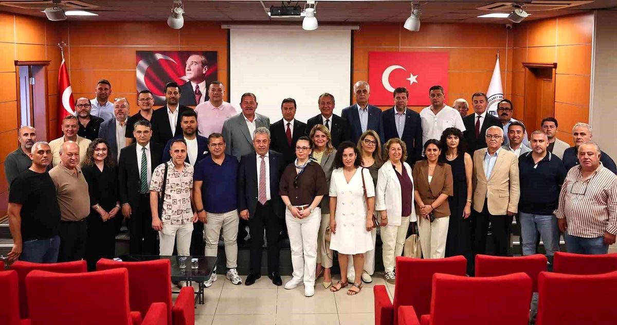 Başkan Aras sektör temsilcileriyle bir araya geldi