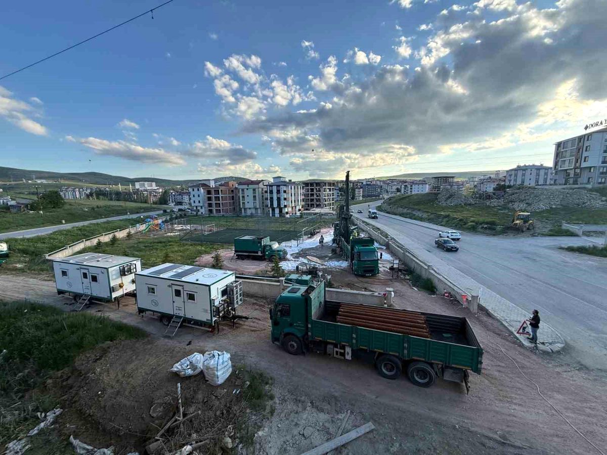 Bayburt’ta Derin Sondajla Suya Ulaşıldı