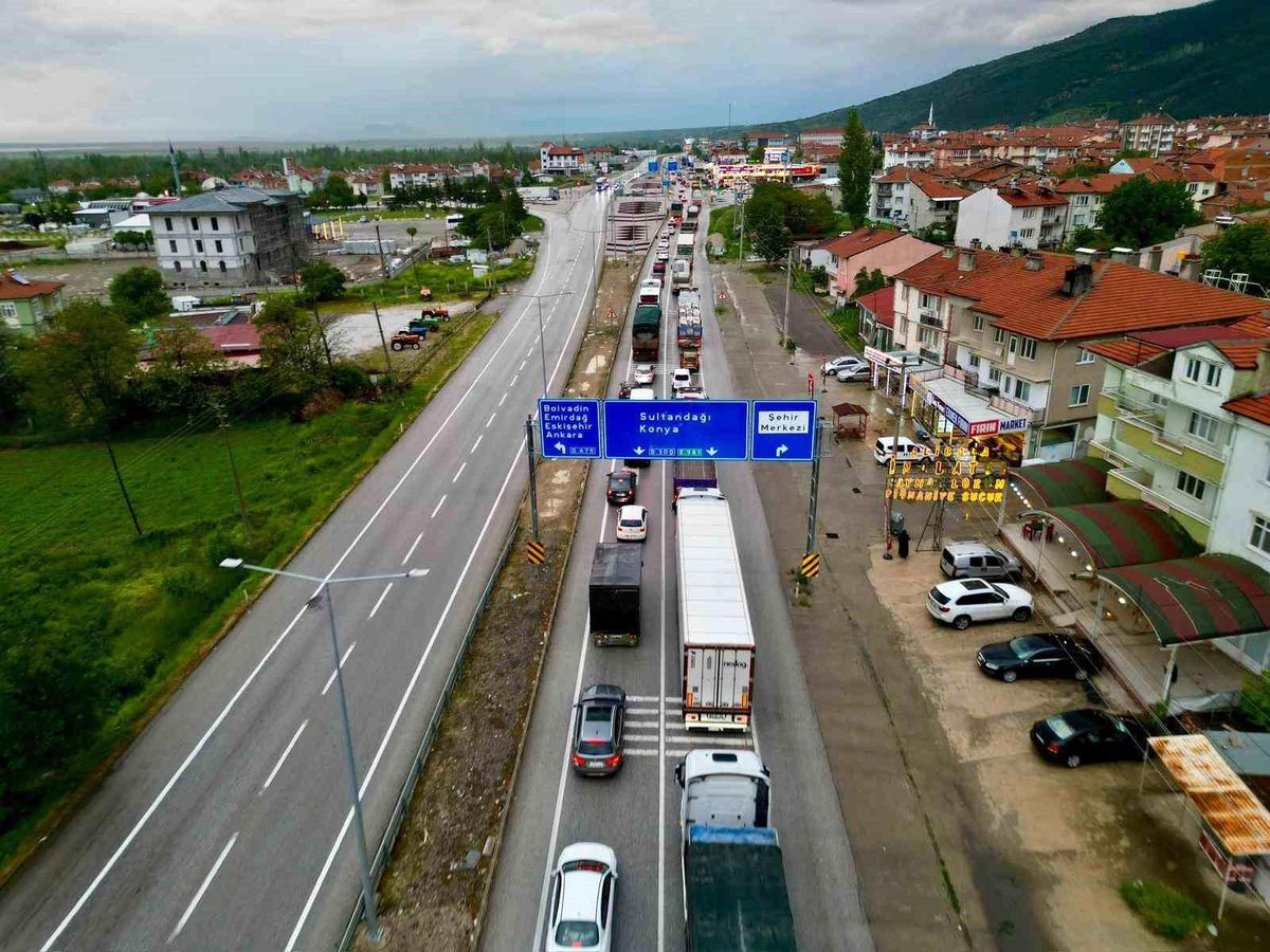 Bayramda Afyonkarahisar’dan 6 Milyon Araç Geçiş Yaptı