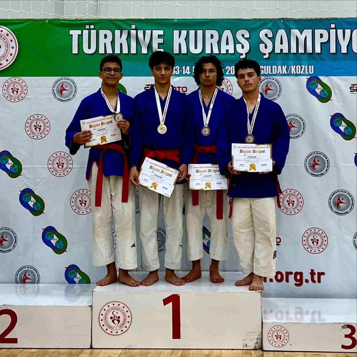 Bilecik’ten Kuraş Şampiyonasında Başarı