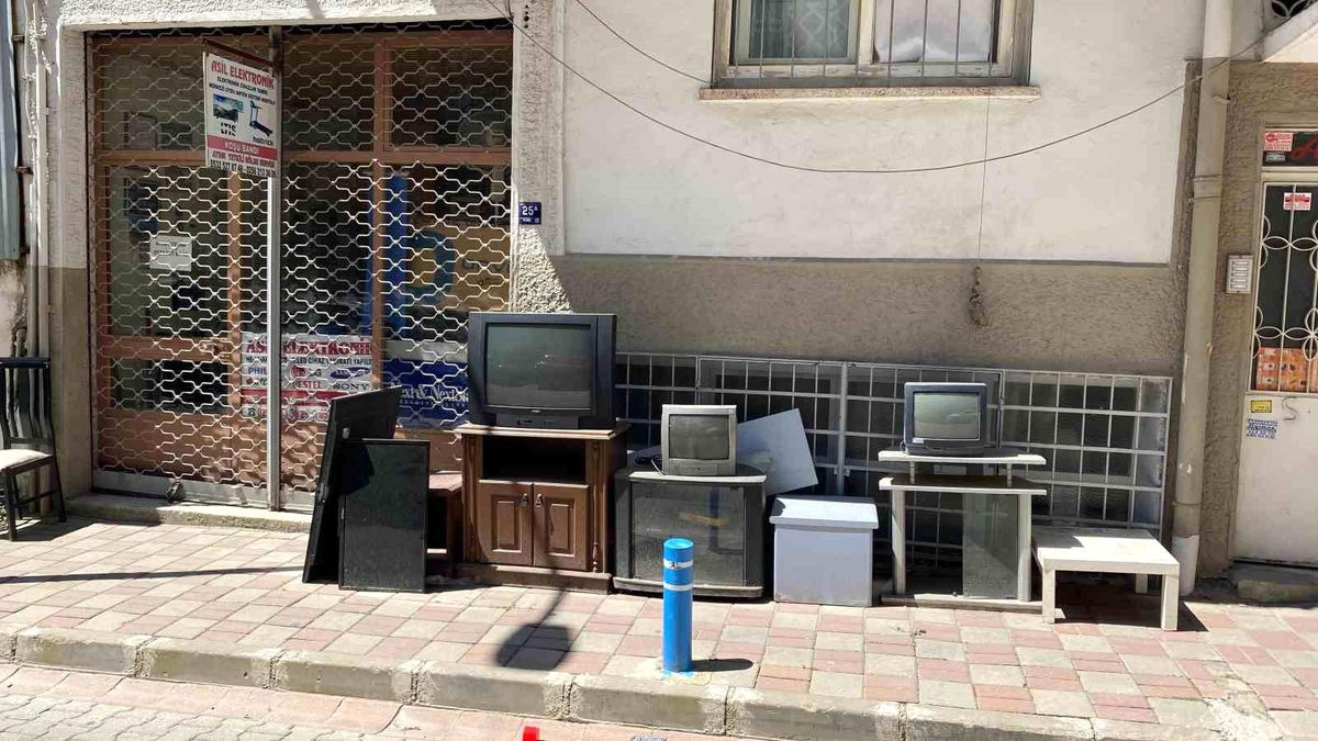 Tüplü TV’ler Geçmişin Nostaljisi