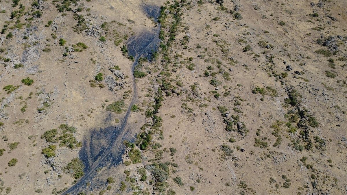 Bitlis’te Nemrut Dağı’nda Tarih Öncesi İzler Keşfedildi