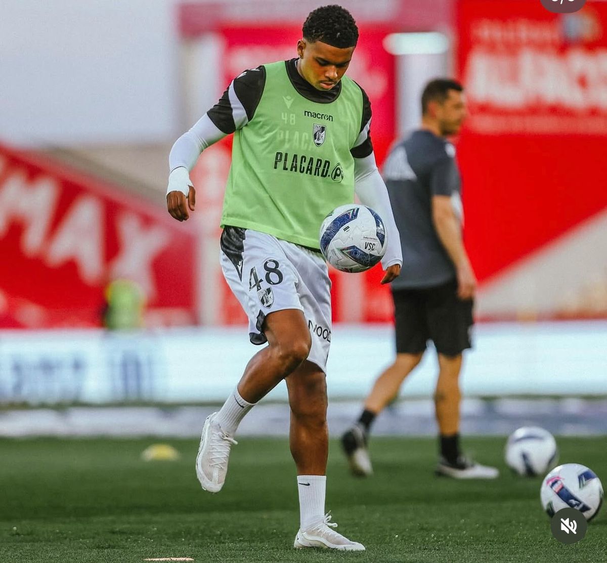 Trabzonspor, Noah Jose Saviolo’yu Transfer Etti