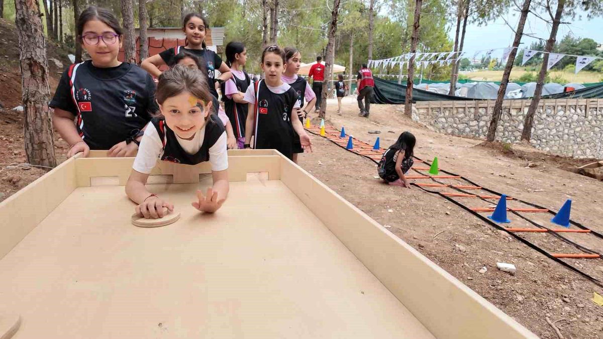 Adana’da 8. Macera Kampı Düzenlendi