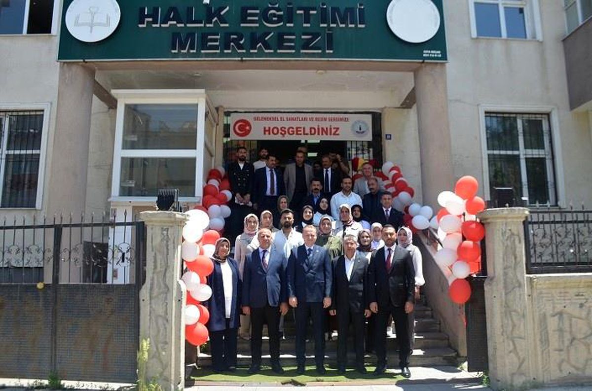 Bulanık’ta Yıl Sonu Sergisi