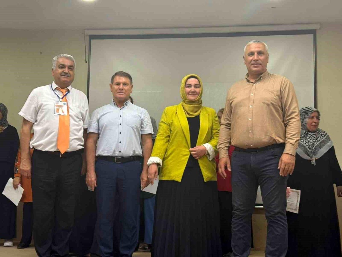 Burhaniye’de Hayat Boyu Öğrenme Haftası Coşkusu