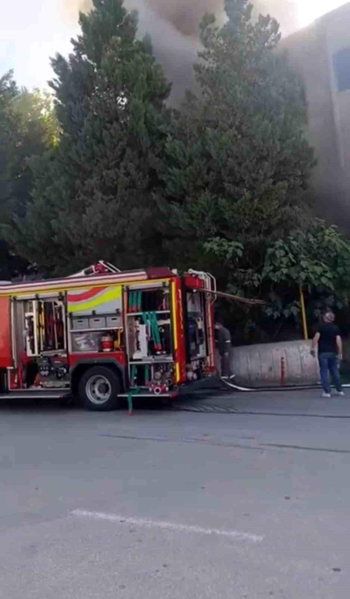 Bursa’da Fabrika Yangını Paniğe Neden Oldu