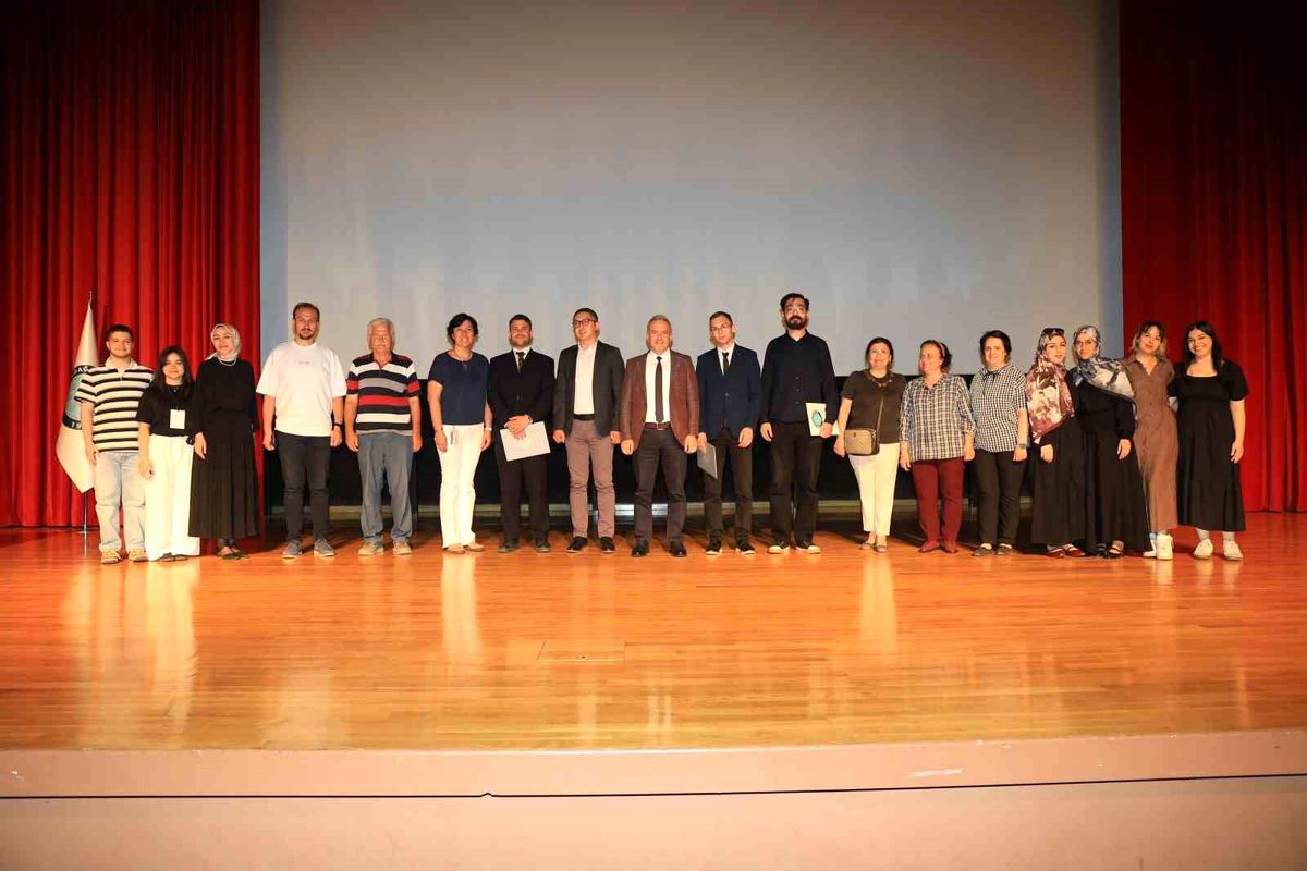 Bursa’da Lamii Çelebi Belgeseli Gösterildi