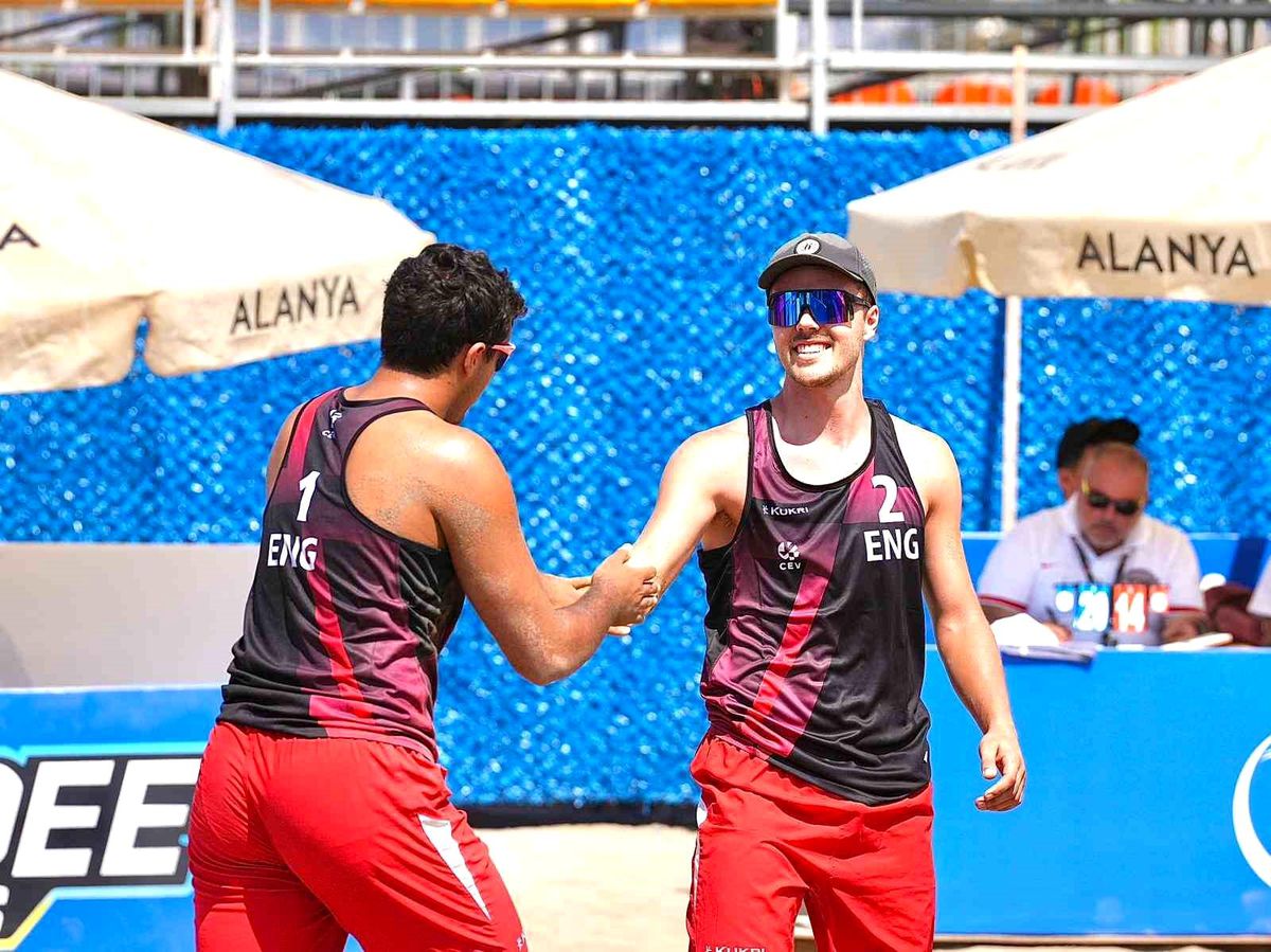 CEV plaj voleybolu milletler kupası Alanya’da başladı
