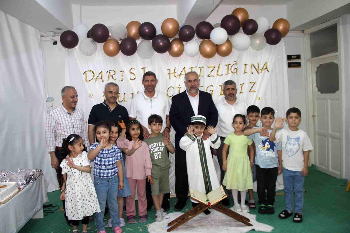 Cizre’de 5 Yaşındaki Çocuk Kur’an Surelerini Ezberledi