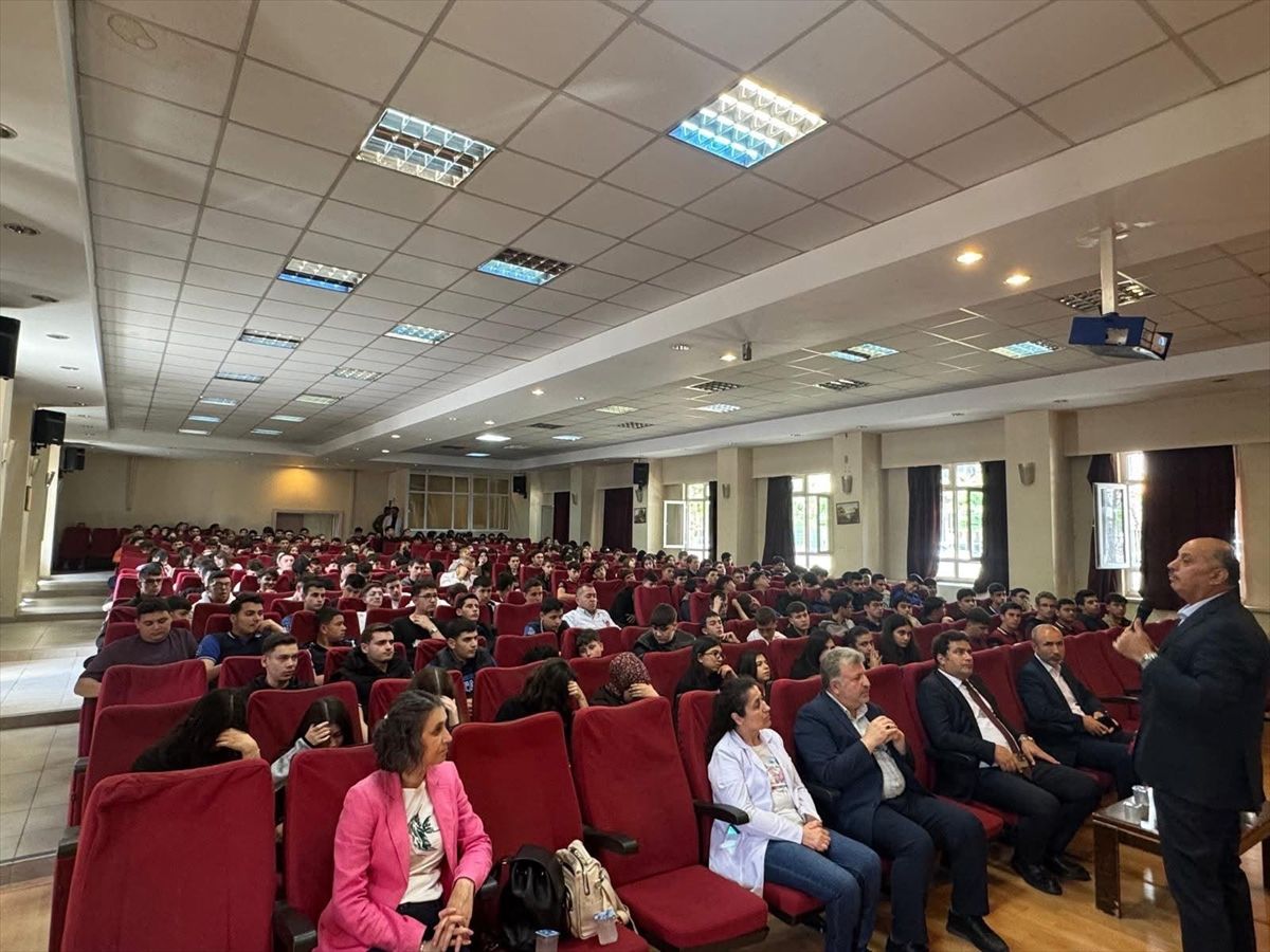 Çorum’da İletişim Semineri Düzenlendi