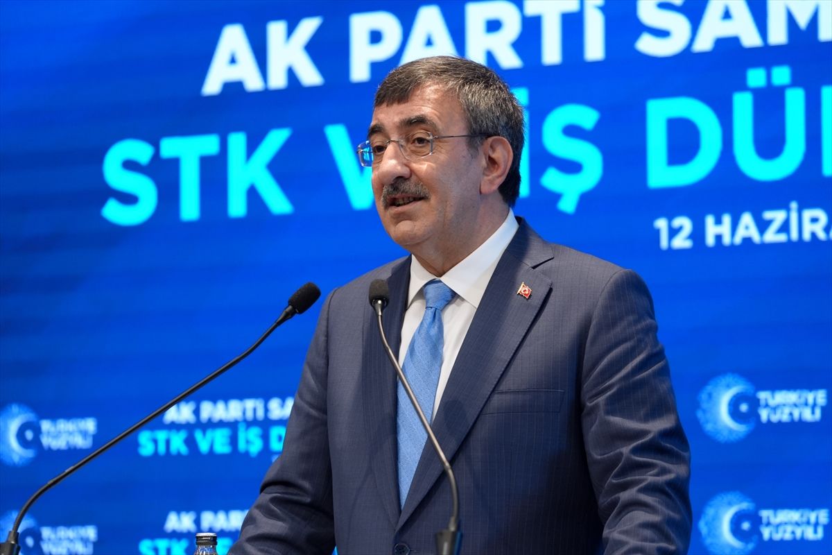 Cevdet Yılmaz: Türkiye ekonominin en üst ligine yükseliyor