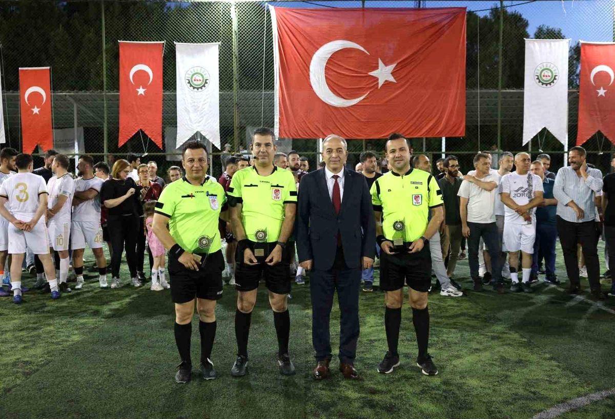 Denizli OSB Futbol Turnuvası’nda Şampiyonlar Belli Oldu
