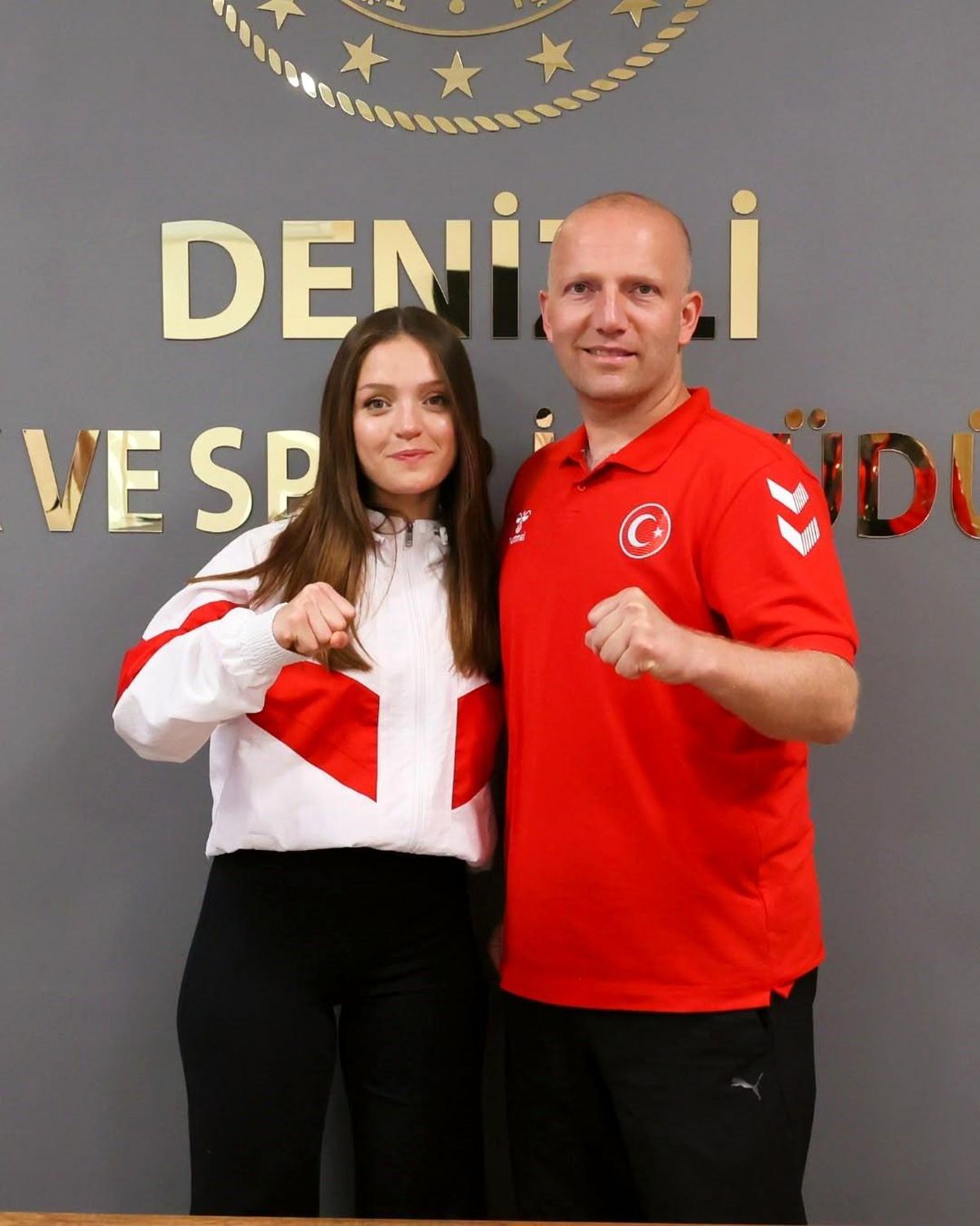 Zehra Orhan Almanya’da Taekwondo Yarışmasına Hazırlanıyor