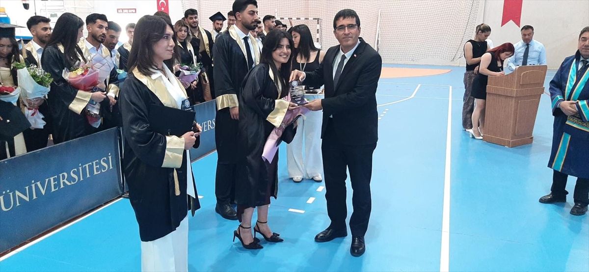 Dicle Üniversitesi BESYO Mezuniyet Töreni