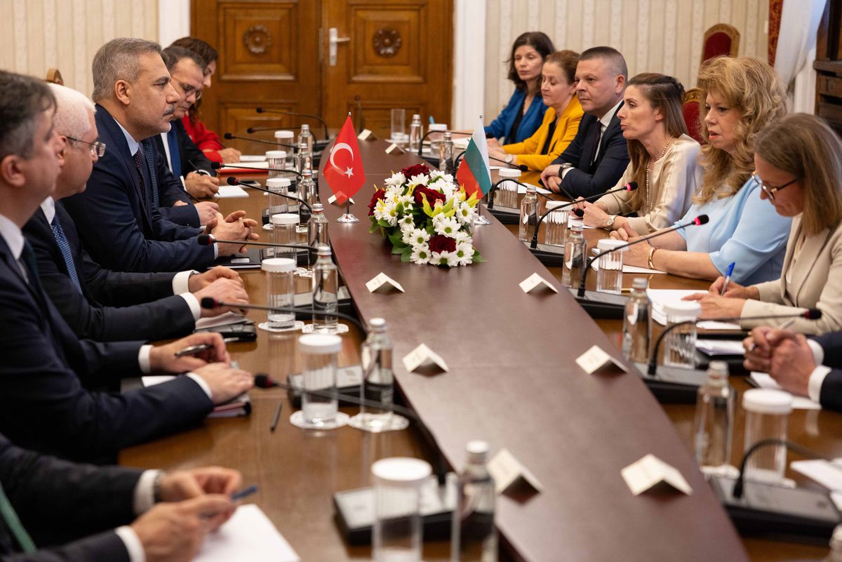 Hakan Fidan, Sofya’da Bulgaristan Cumhurbaşkanı ile Görüştü
