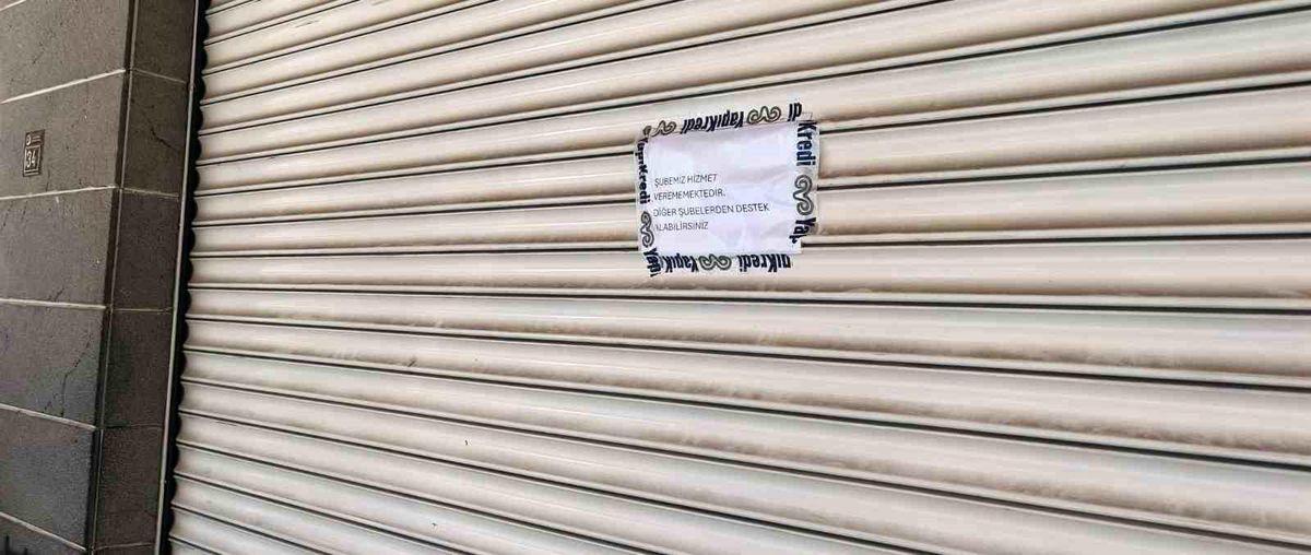Diyarbakır’da Bankaya Silahlı Saldırı
