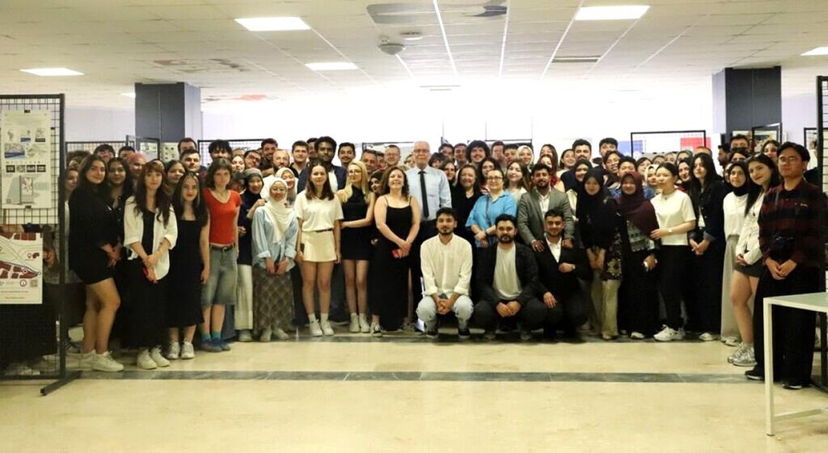 DPÜ’de Mezuniyet Sergisi Açıldı
