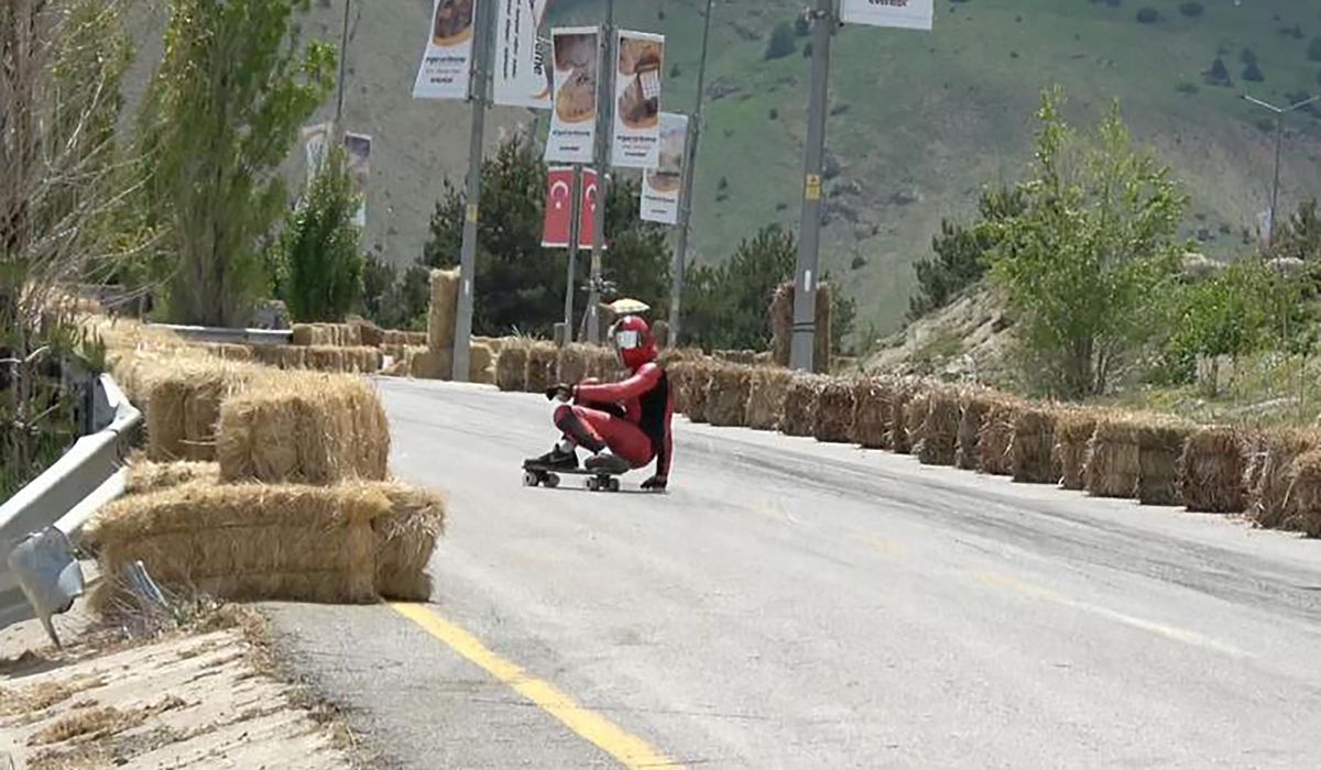 Erzincan’da Dünya Kaykay İniş Şampiyonası