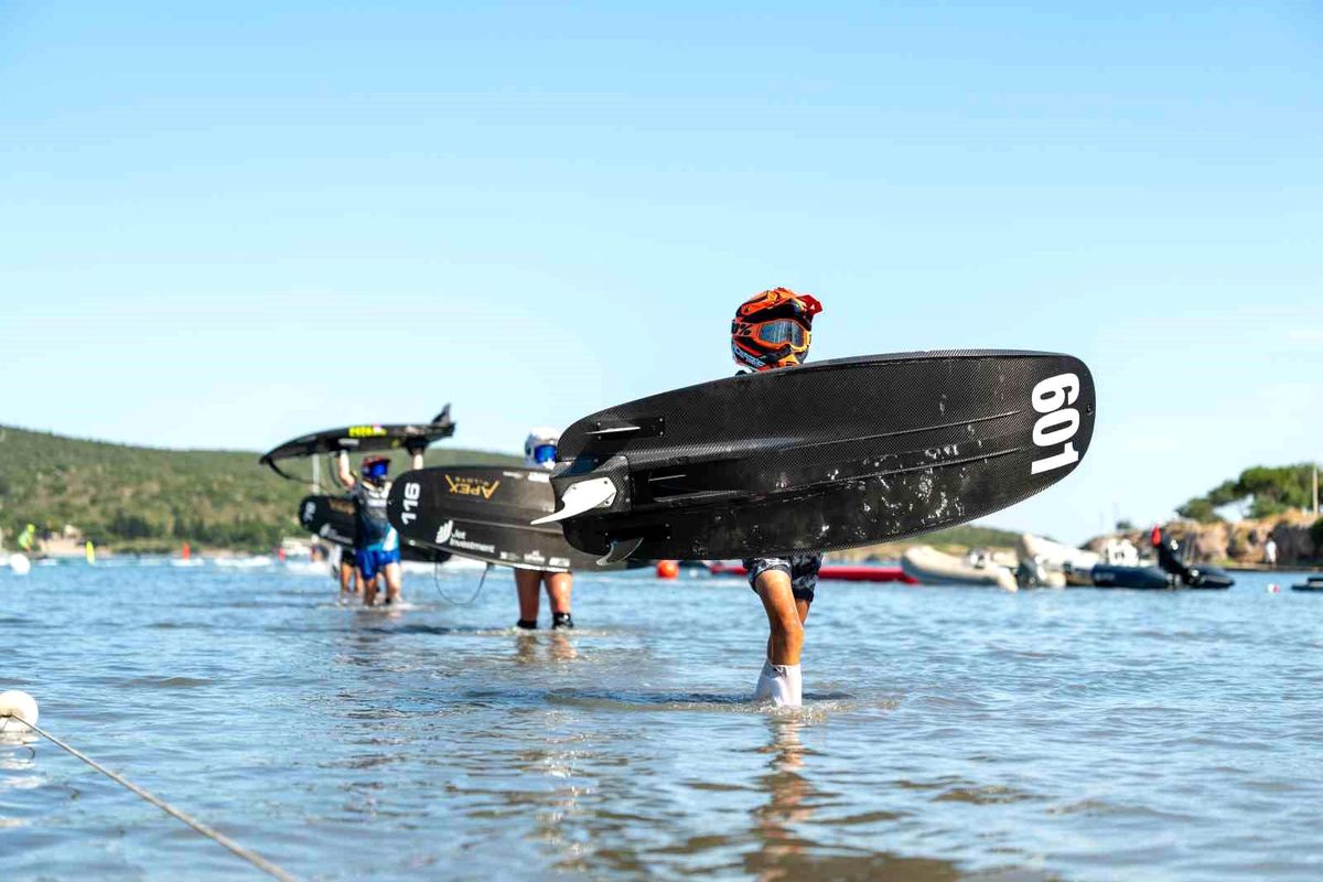 Çeşme Motosurf Şampiyonası Başladı