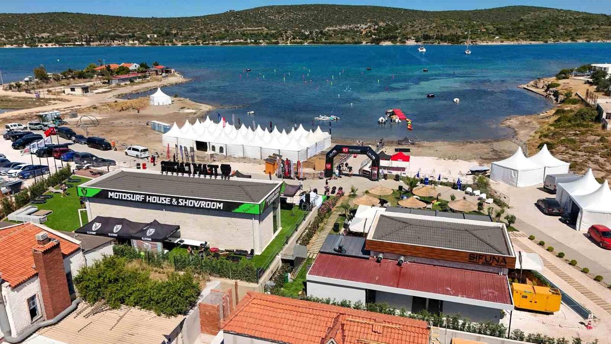 Motosurf Şampiyonası Çeşme’de Başladı